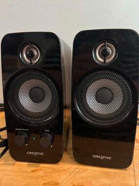 creative inspire T10 multi media speakers